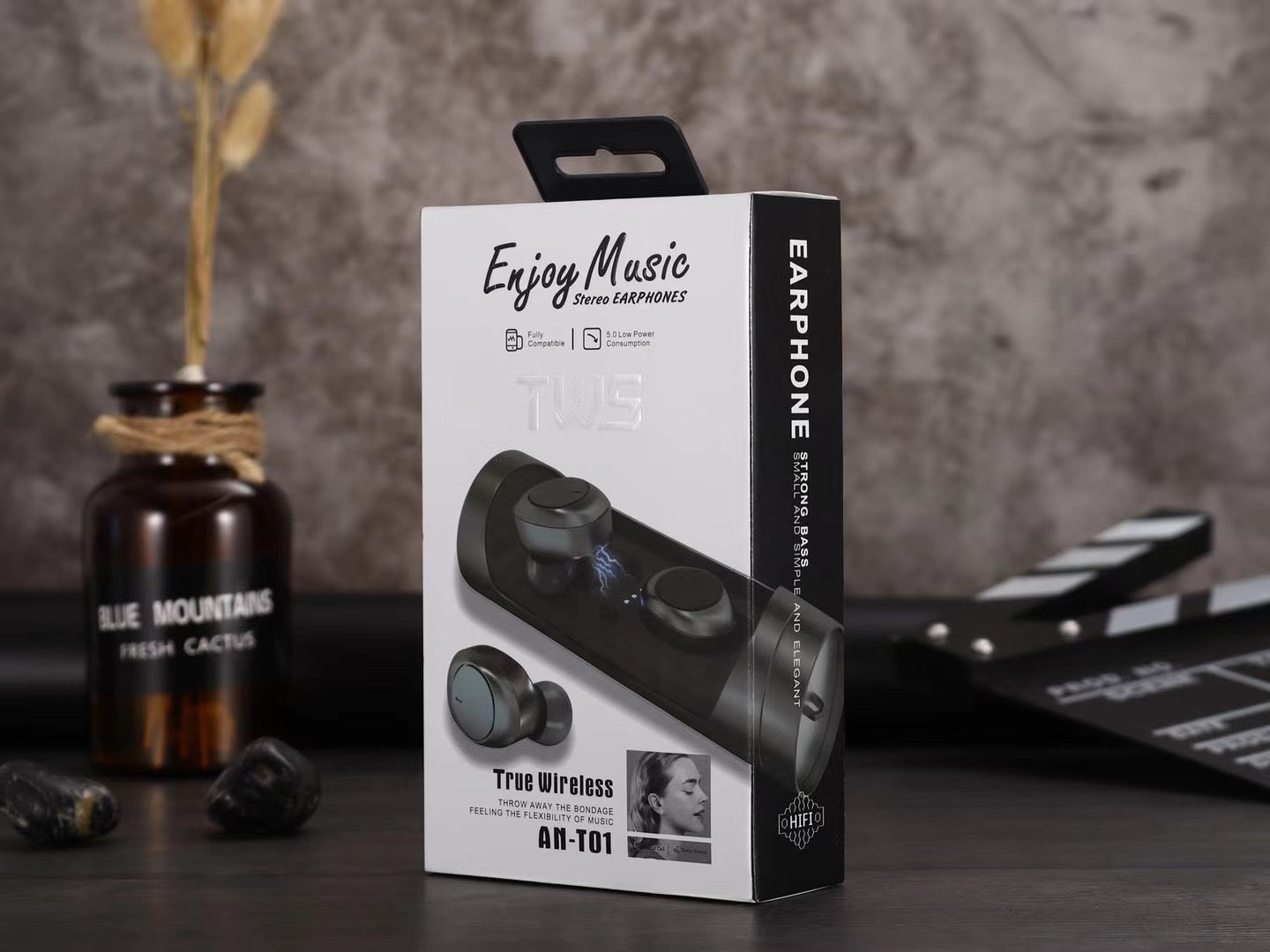 TWS Bluetooth Headset Wireless Binaural Movement