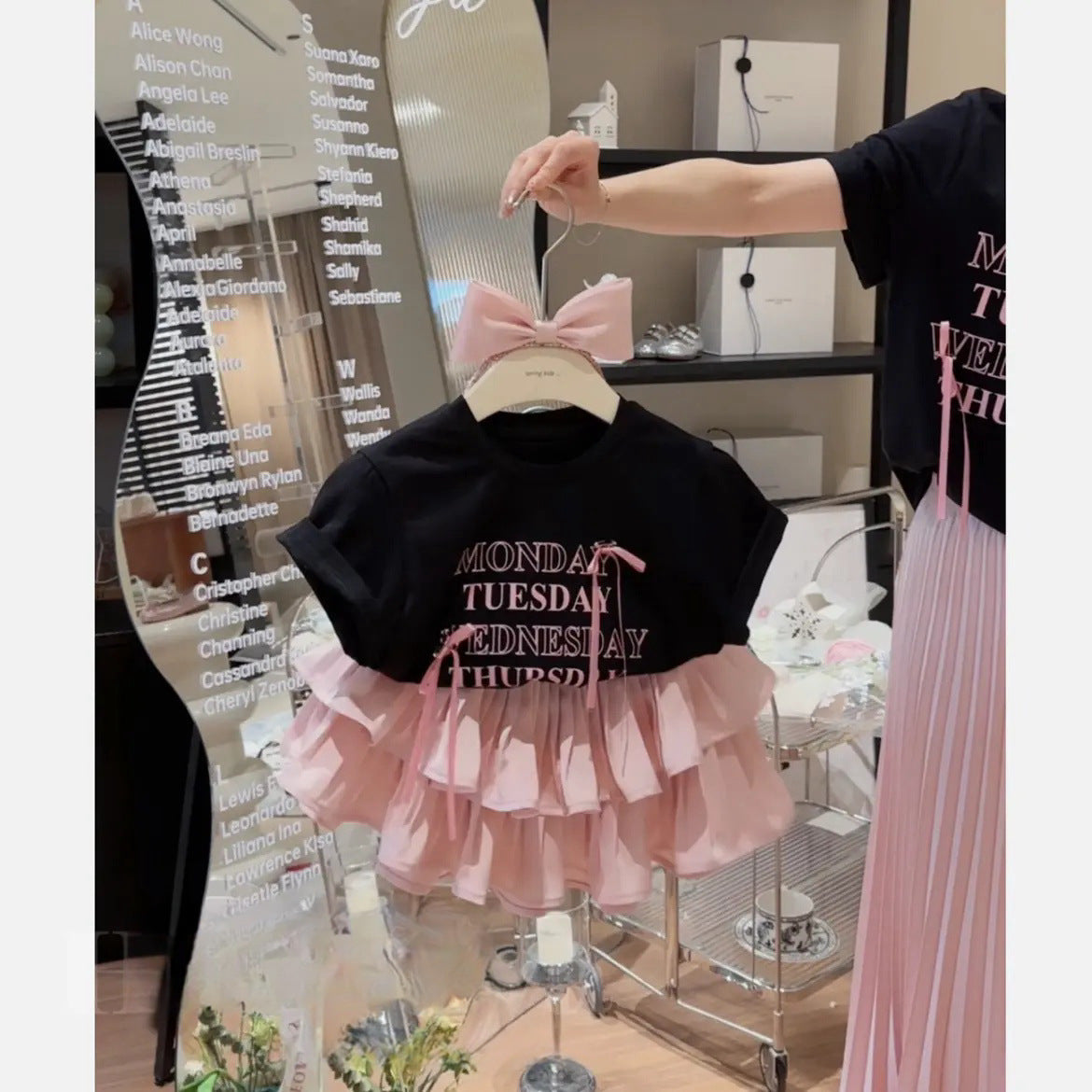 Girls' Pleated Skirt Western Style Letter T-shirt Two-piece Suit